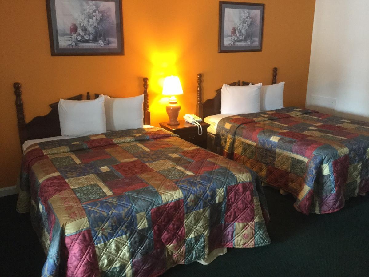 Budget Inn Ламбертон Экстерьер фото
